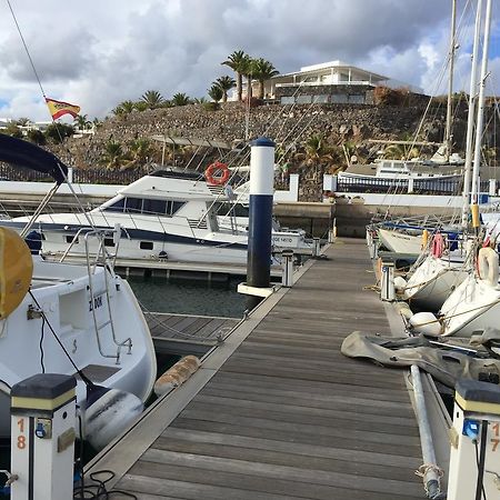 Готель Puerto Calero Boat Екстер'єр фото