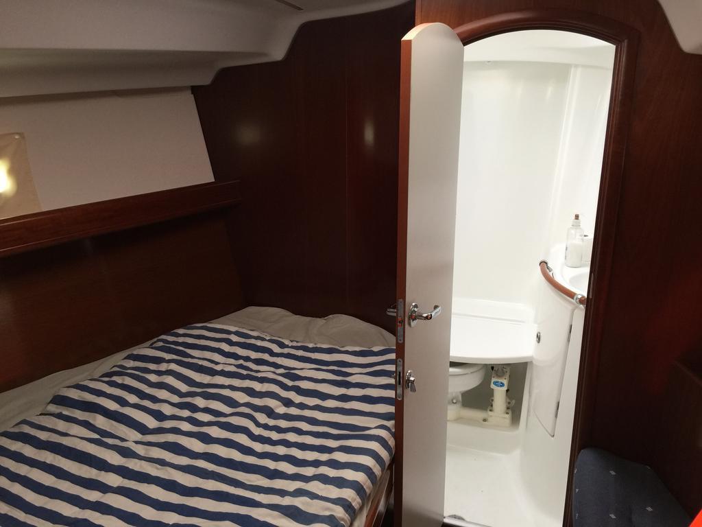 Готель Puerto Calero Boat Екстер'єр фото